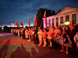 В Жабинке состоялся митинг-реквием, посвящённый 84-й годовщине начала Великой Отечественной войны В Жабинке состоялся митинг-реквием, посвящённый 84-й годовщине начала Великой Отечественной войны